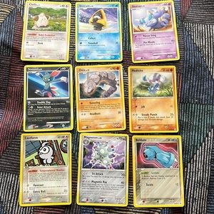 100+ mixed Pokémon lot